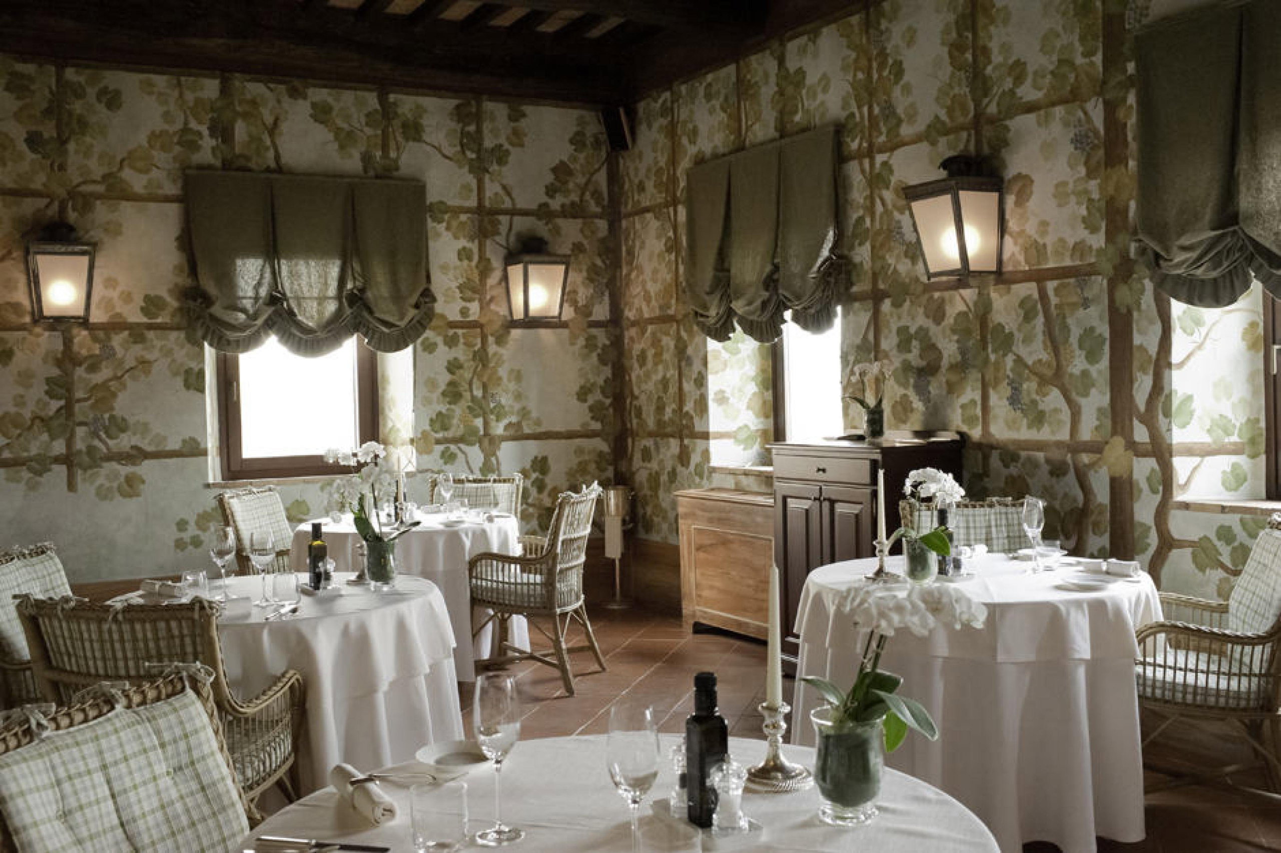 La Sala dei Grapoli, Poggio alle Mura, Italy