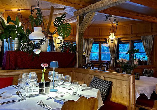 Gasthof Auerhahn, Restaurant in Salzburg