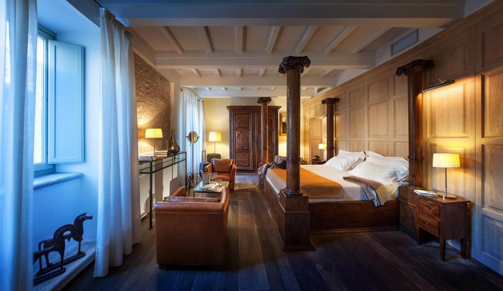 Palazzo Seneca, Hotel in Norcia