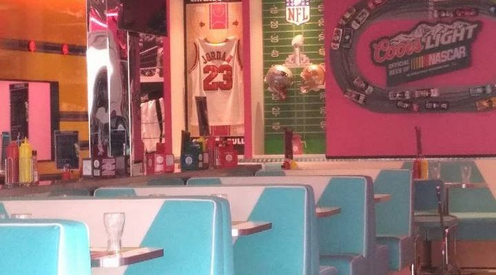 L'Esberit, Restaurant in Bizanos