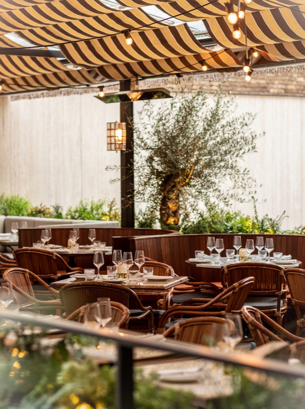 Llewelyn's, Restaurant in London