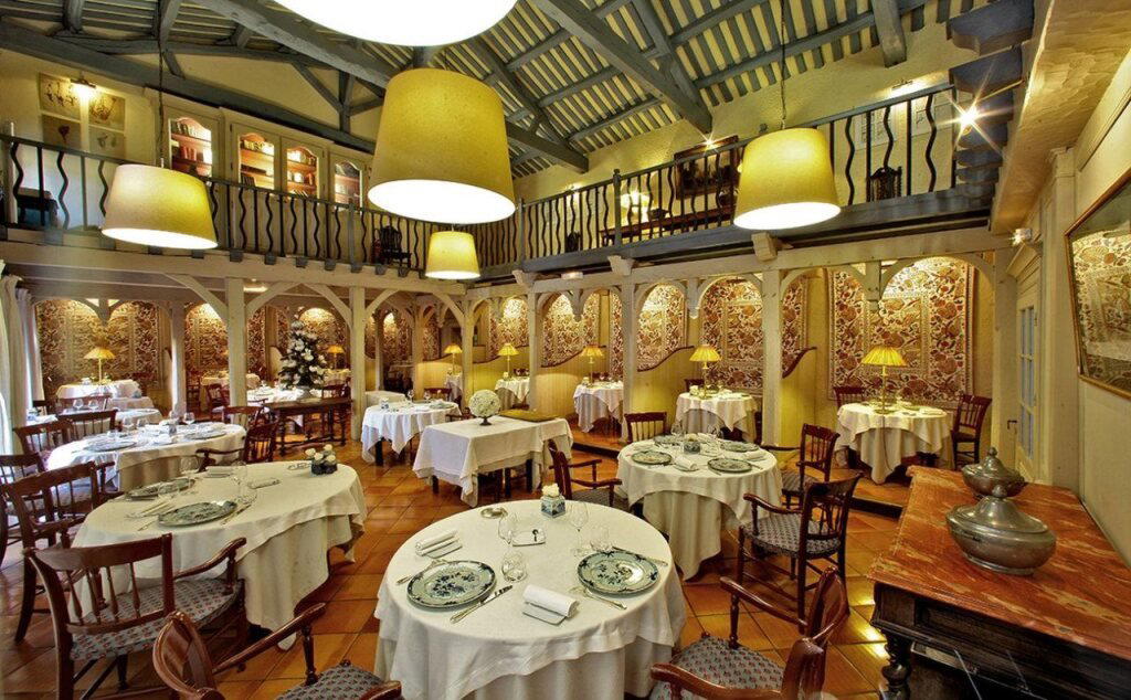 Le Petit Paris restaurant in Daglan