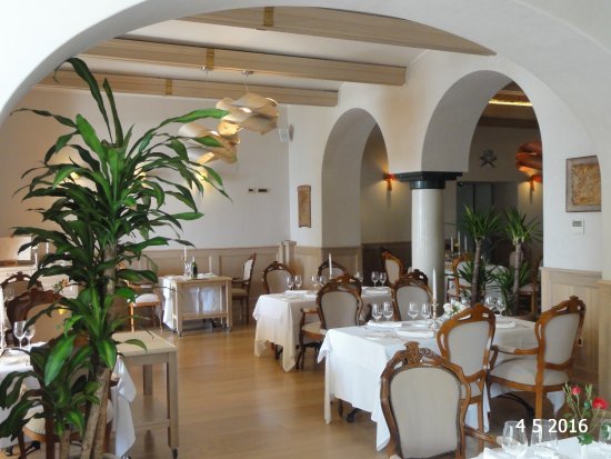 Villa Ariston, Restaurant in Opatija