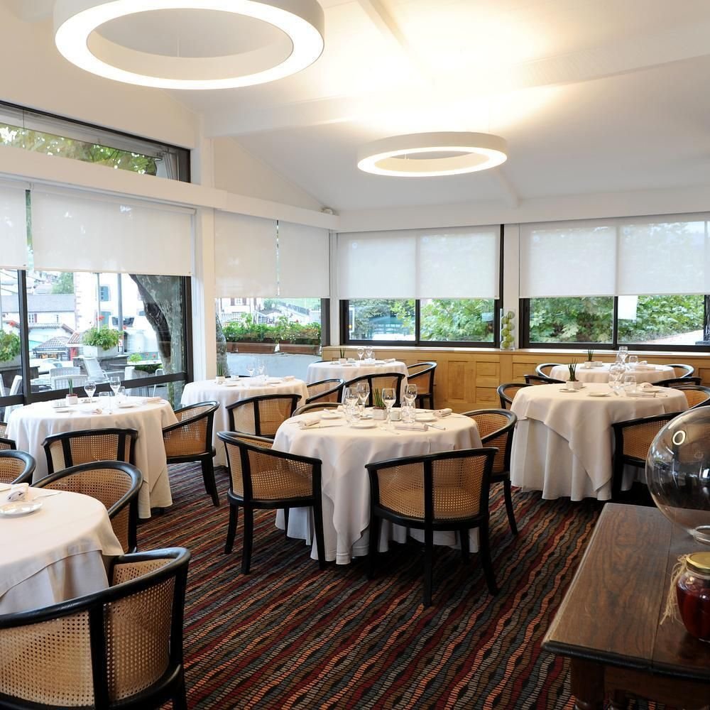 Les Pyrénées, Restaurant in Saint-Jean-Pied-de-Port