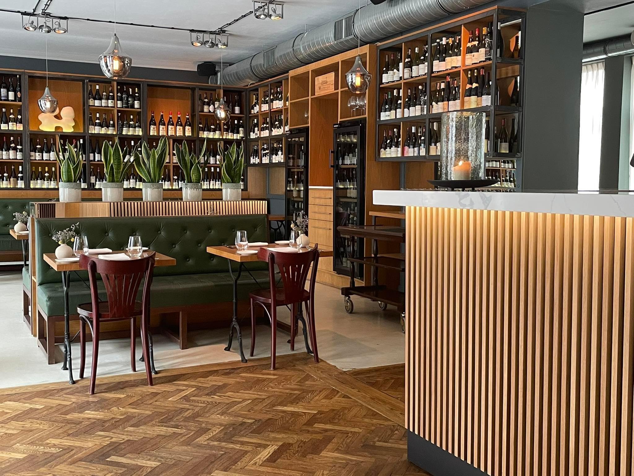 Dyletanci, Restaurant in Warsaw