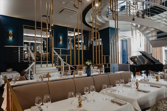 Marius restaurant in Biarritz, France