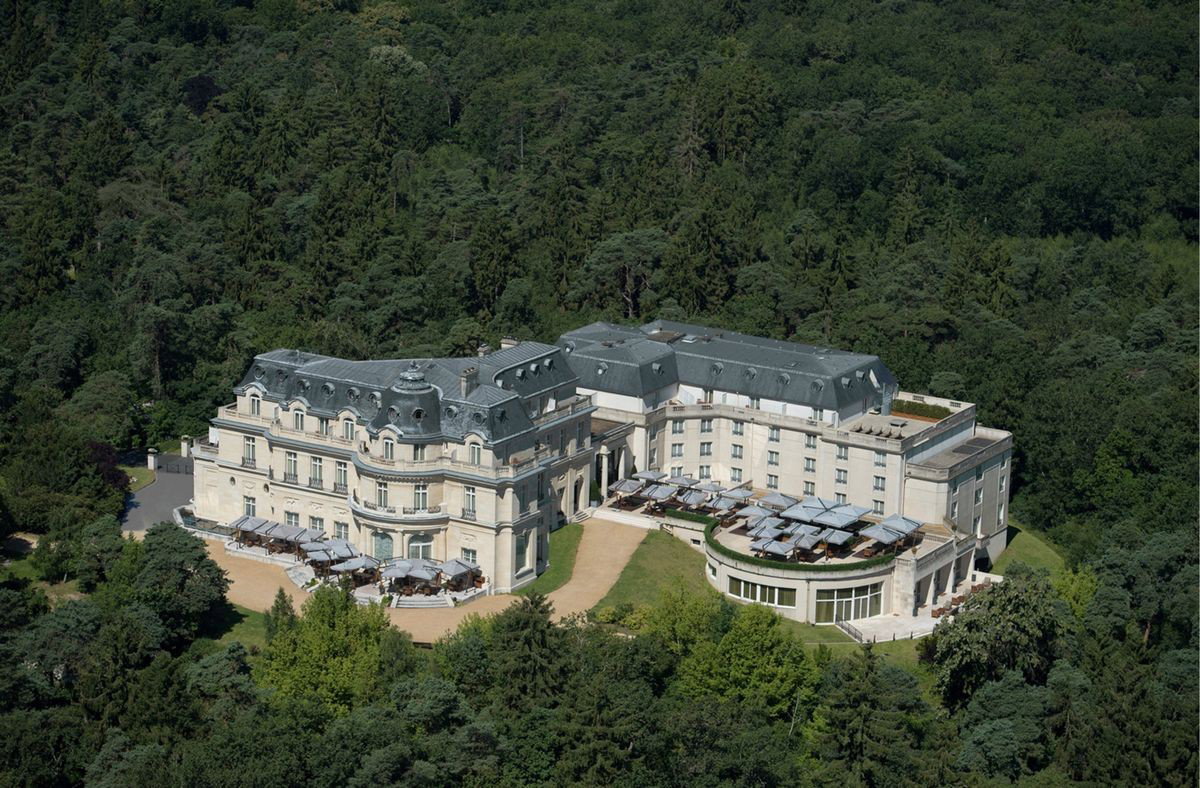 Château Hôtel Mont Royal, La Chapelle-en-Serval, France