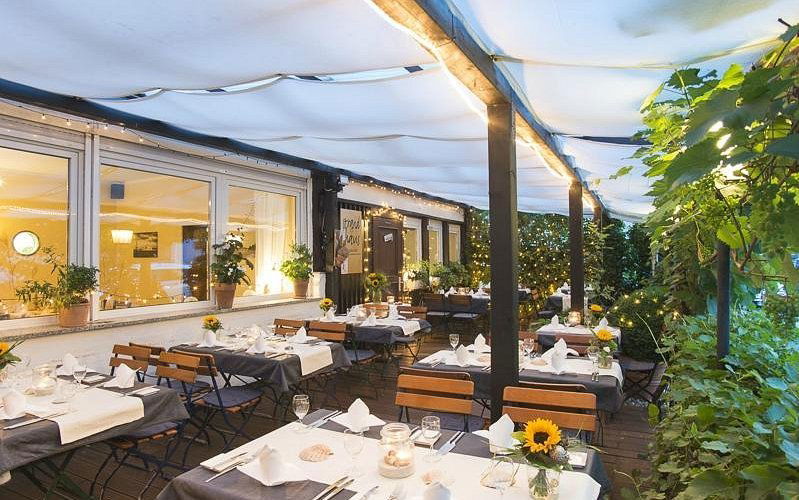 Strandhaus, Restaurant in Bonn