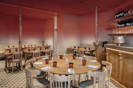 Les Petits Parisiens, Restaurant in Paris