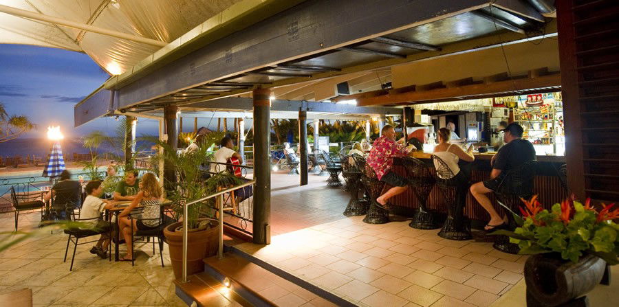 Bar Outrigger bar in Goa