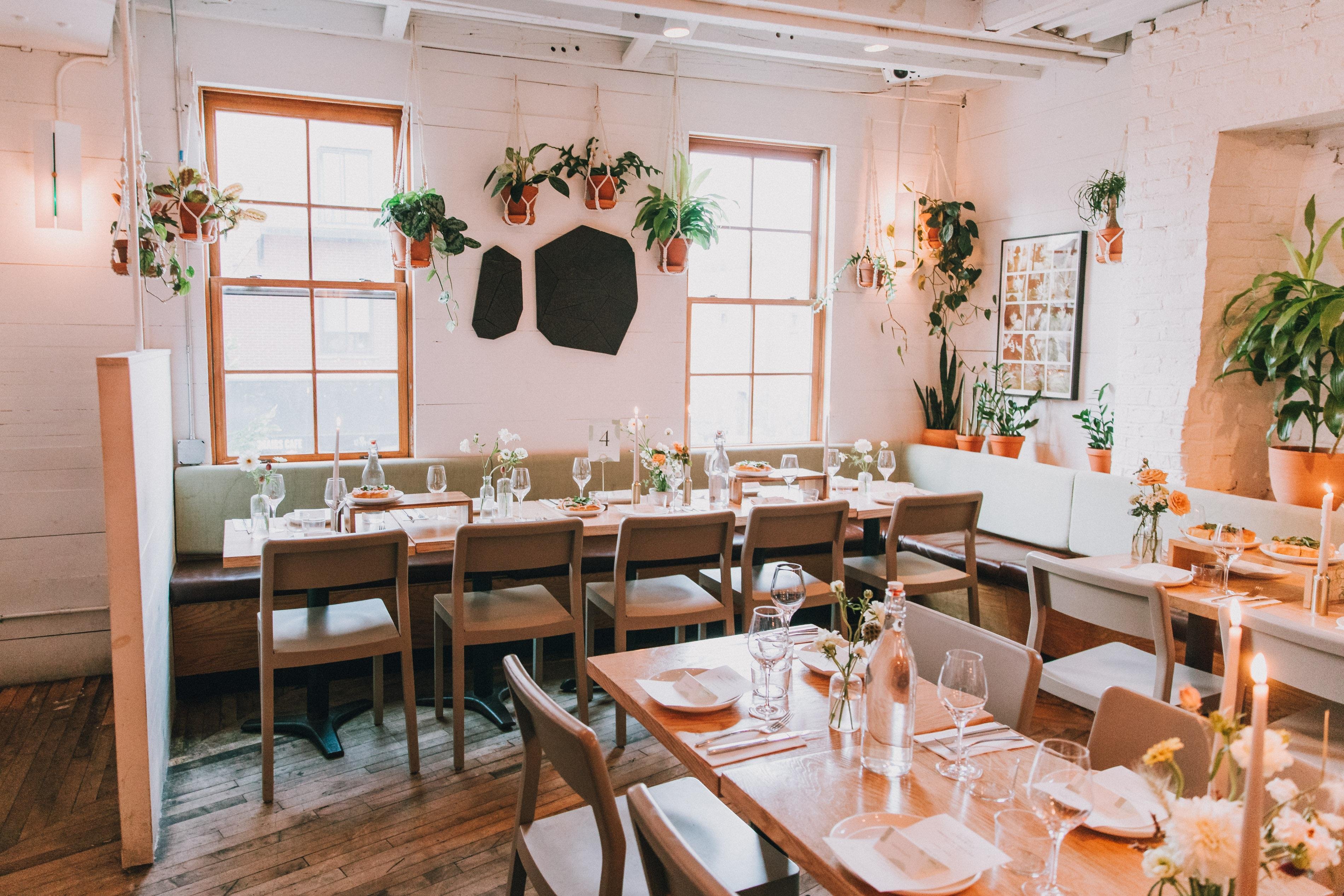 Sunday in Brooklyn, Restaurant in New York City