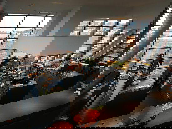 Vespertine, Los Angeles, United States