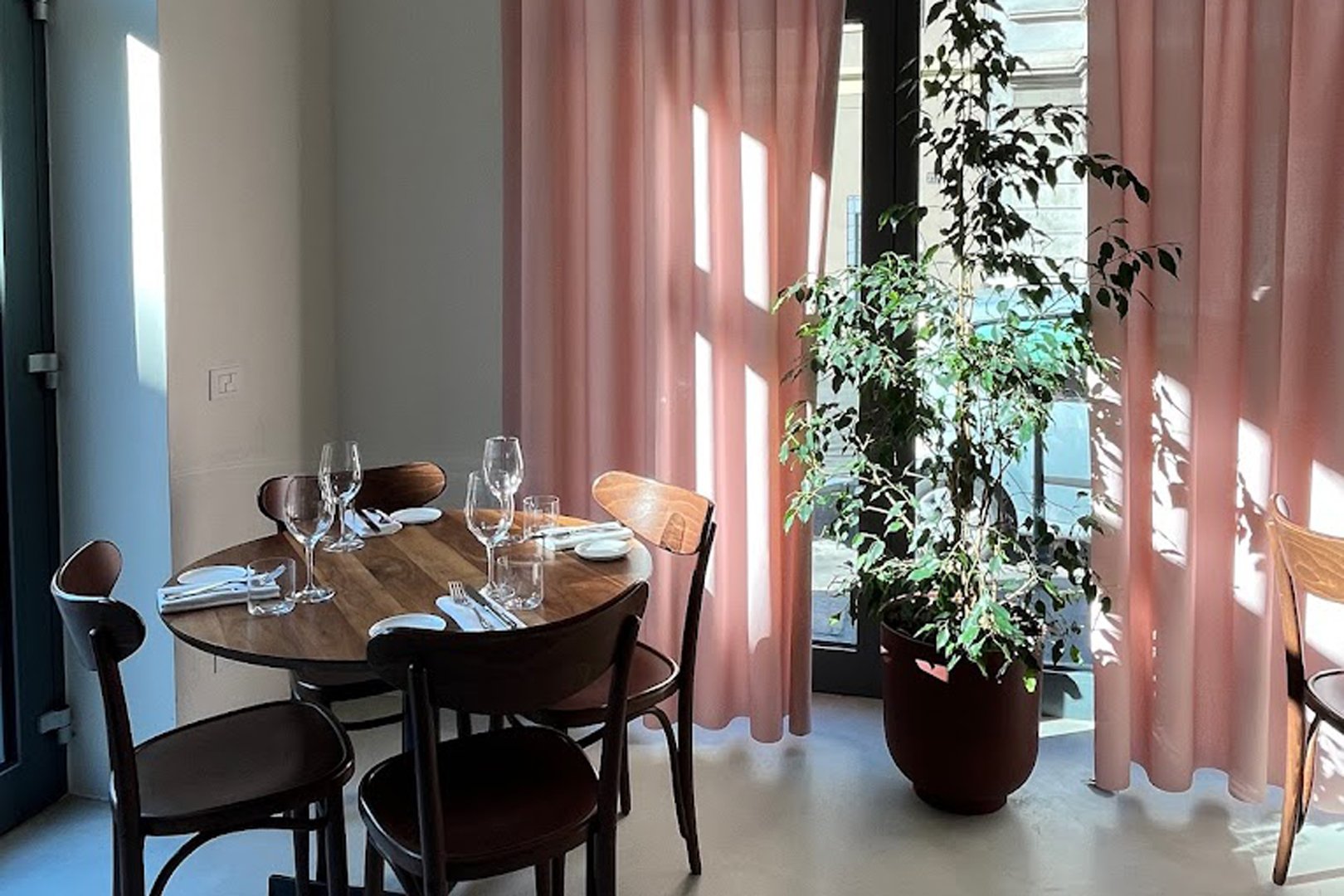 Nebbia restaurant in Milan, Italy
