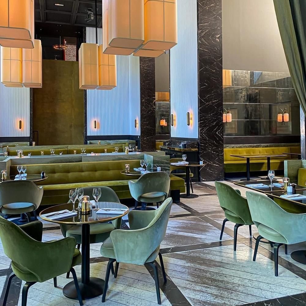 Monsieur Bleu, Restaurant in Paris