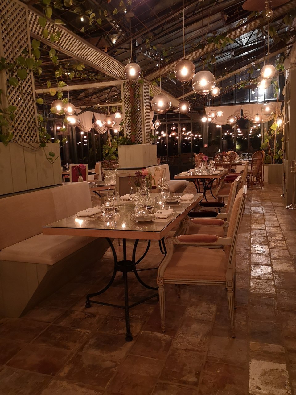 Gaztelur restaurant in Arcangues, France