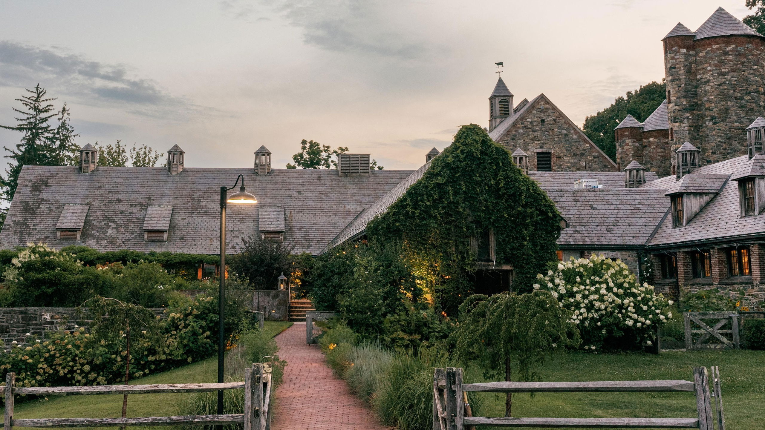 Blue Hill at Stone Barns, Restaurant in Tarrytown