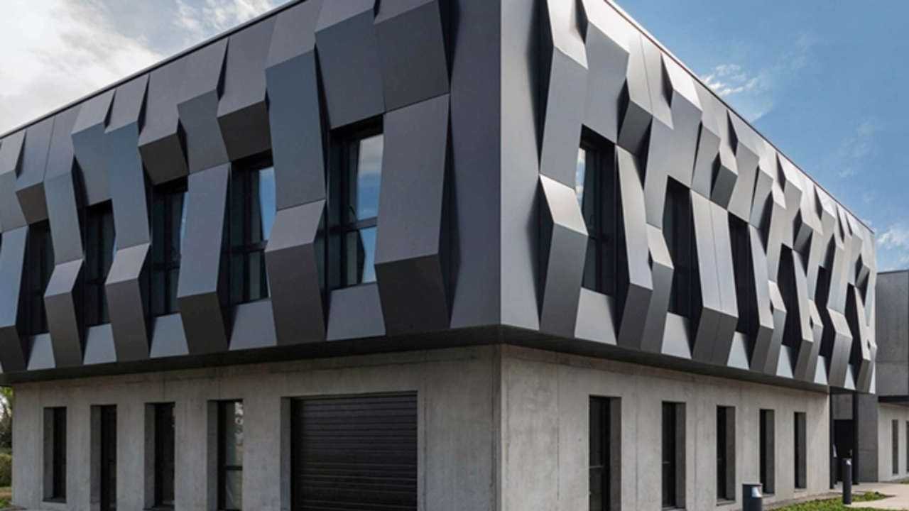 Saint-Denis-lès-Bourg, France