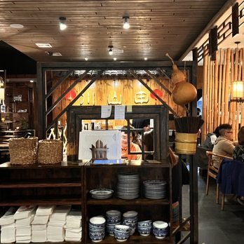 Szechuan Mountain House restaurant in New York City, United States