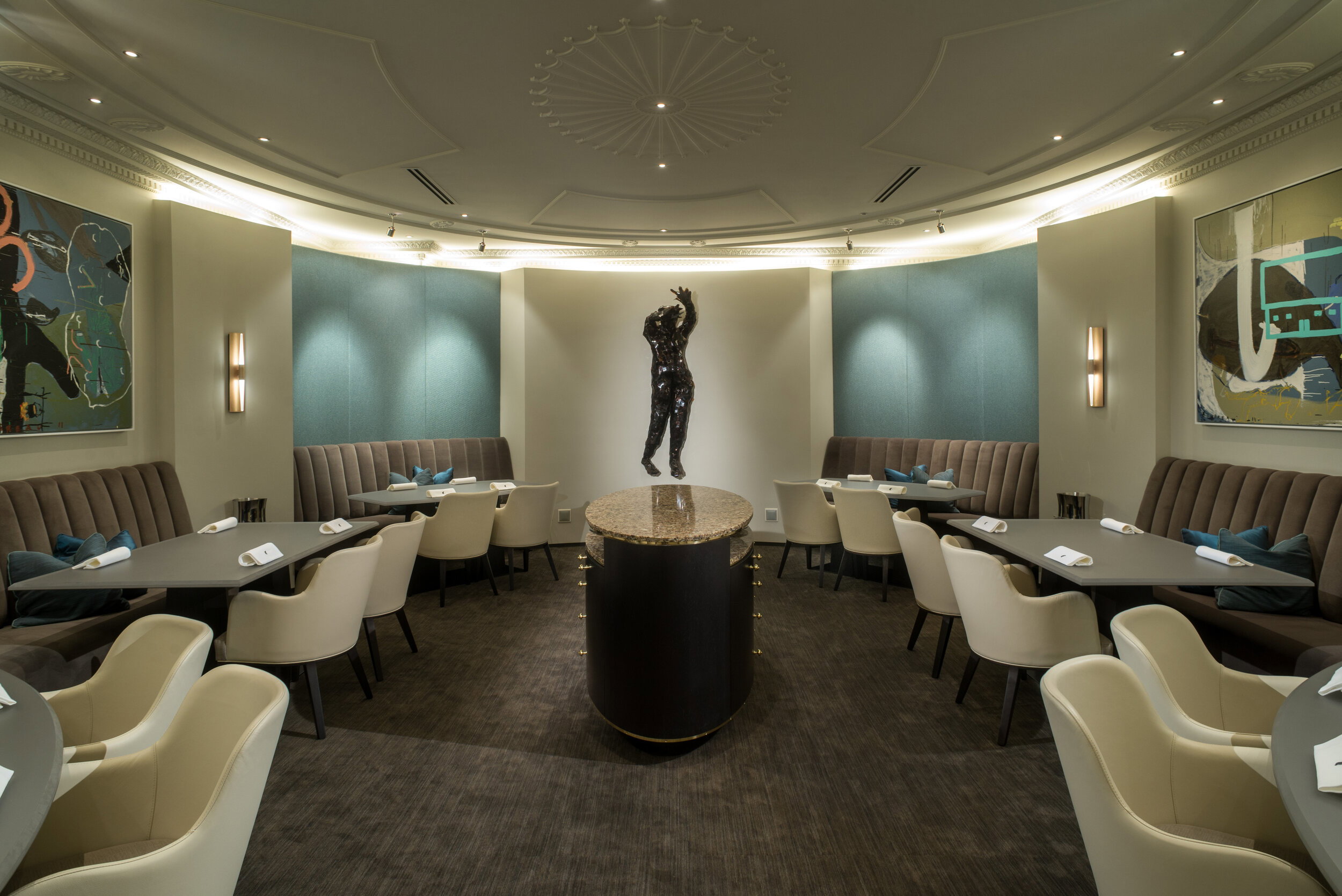 Alinea restaurant in Chicago, United States