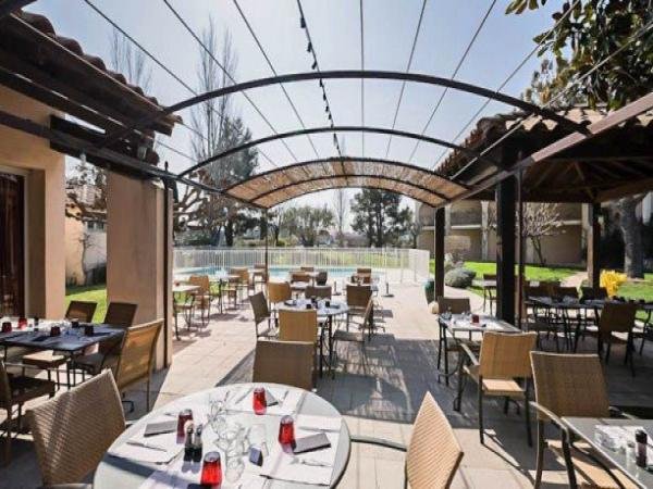 Le Bistrot du Paradou restaurant in Paradou, France