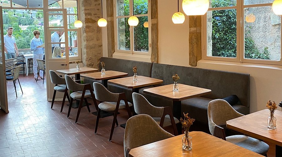 Spelt restaurant in Tourrettes-sur-Loup, France