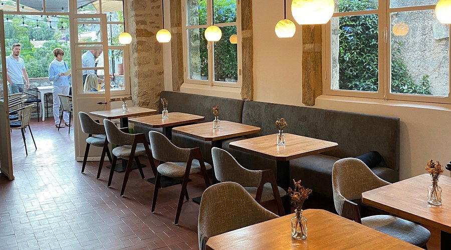 Spelt restaurant in Tourrettes-sur-Loup, France