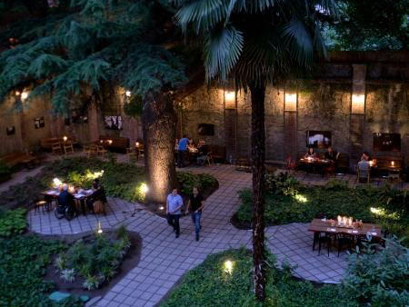 Café Littera, Tbilisi, Georgia