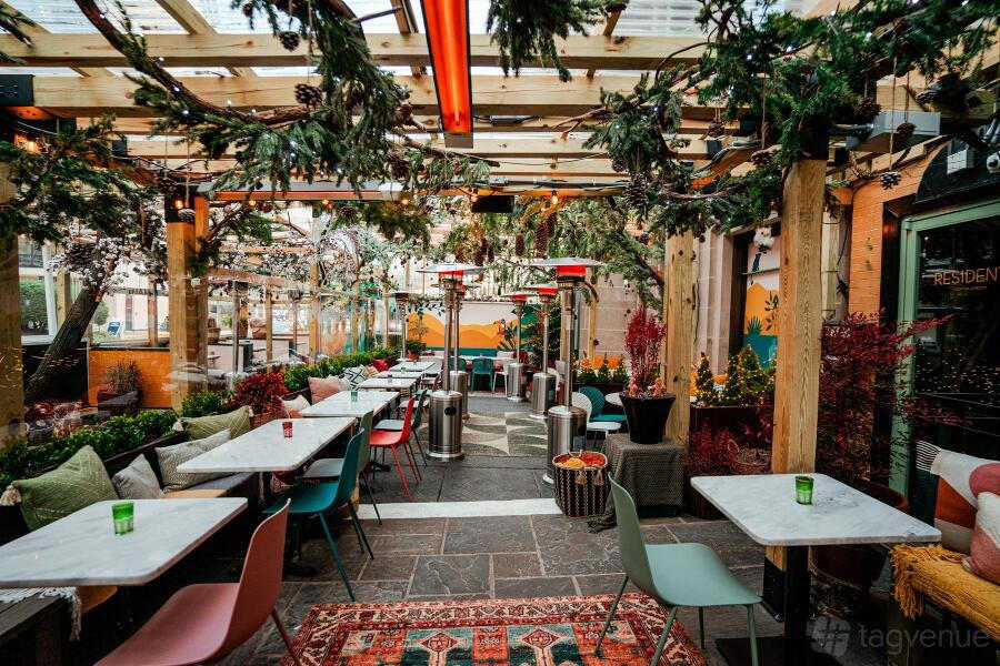 Residents Cafe & Bar, Washington DC, United States
