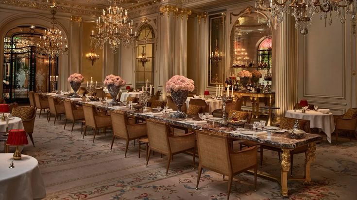 Jean Imbert au Plaza Athénée, Restaurant in Paris