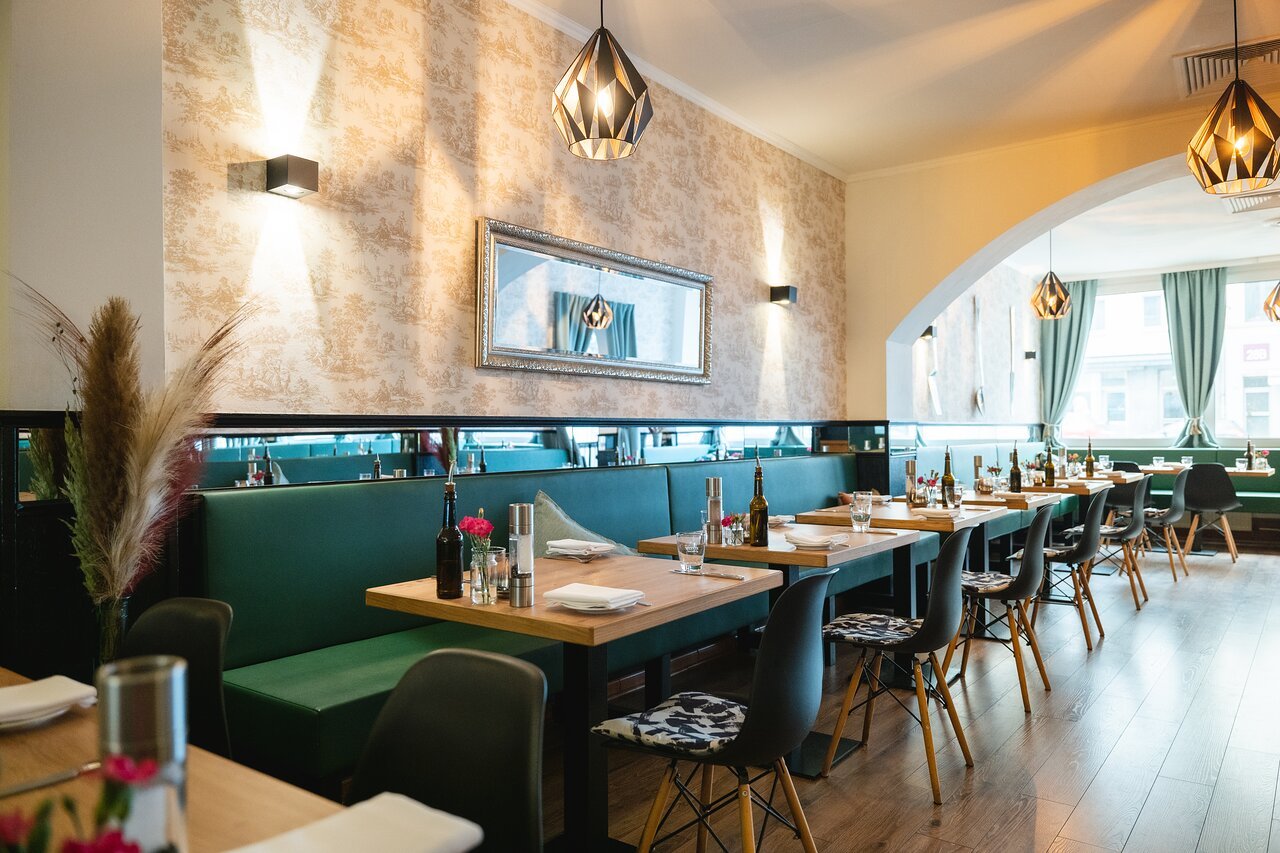 EssBar fein & pfiffig restaurant in Düsseldorf, Germany