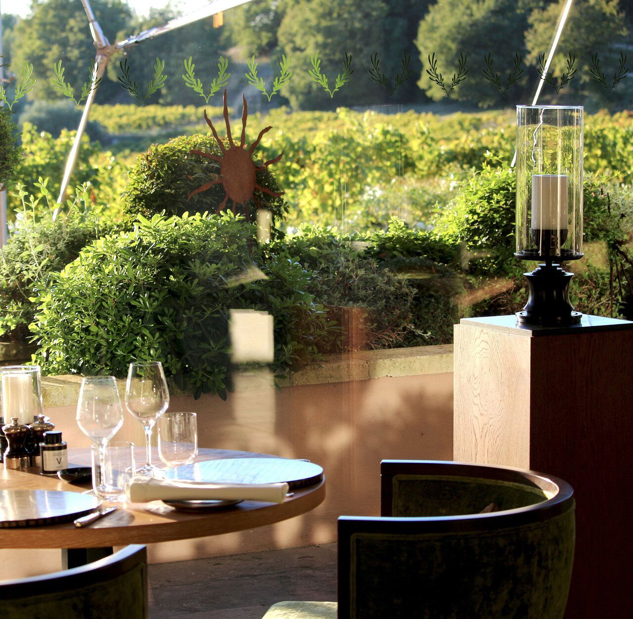 Les Vignes et son Jardin, Restaurant in Gargas