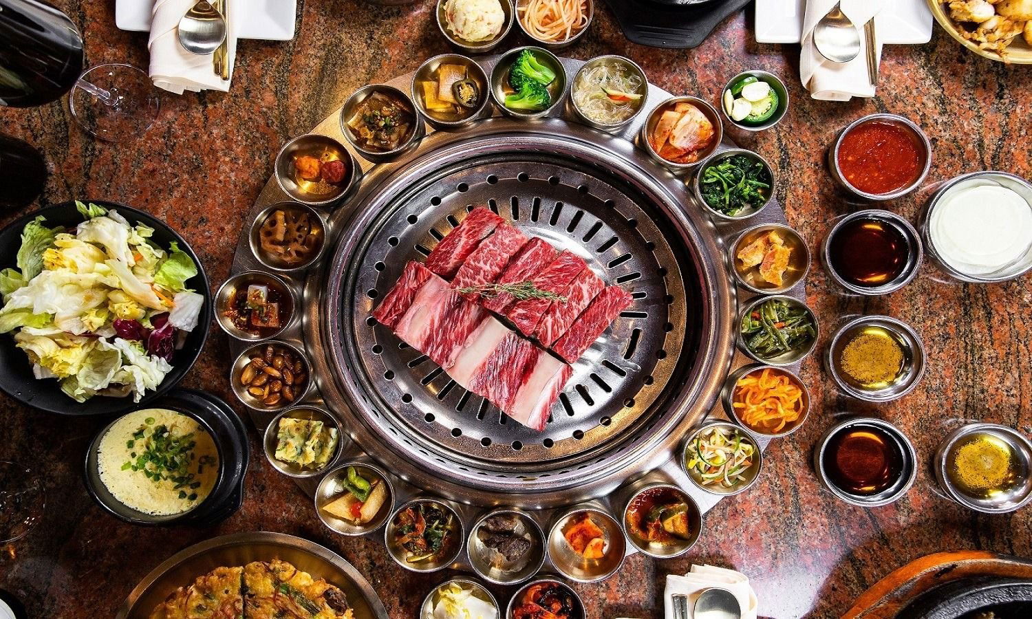 Genwa Korean BBQ restaurant in Los Angeles, United States