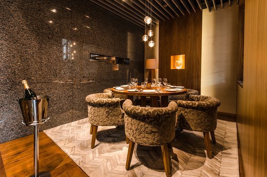 Maison Boulud restaurant in Montréal, Canada