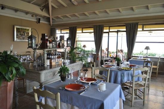 Omma, Restaurant in Roussillon