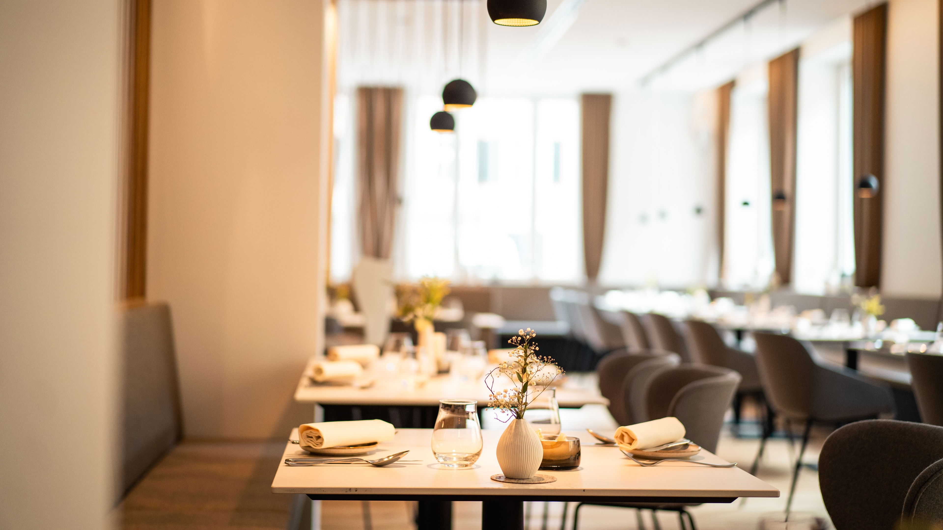 Ehemalige Sparkasse restaurant in Dinkelsbühl