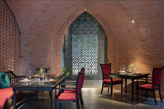 Cồ Đàm restaurant in Hanoi, Vietnam