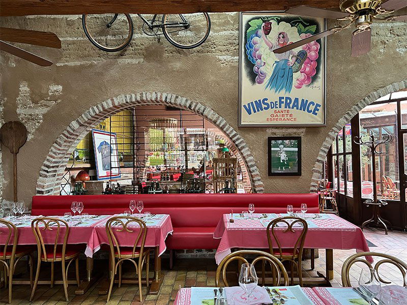 L'Ancienne Auberge, Restaurant in Vonnas