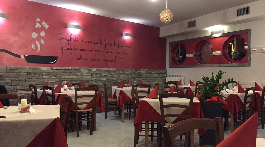 Futura Osteria restaurant in Monteriggioni, Italy