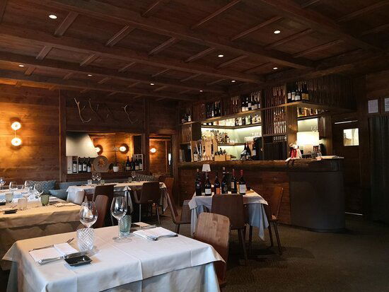 Baita Piè Tofana restaurant in Cortina d'Ampezzo, Italy