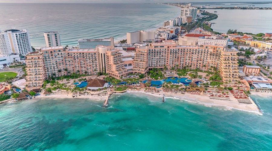 Grand Fiesta Americana Coral Beach Cancún All Inclusive Spa Resort hotel in Cancun, Mexico