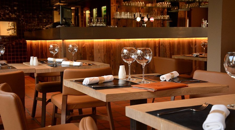 4 Saisons, Restaurant in Charmey