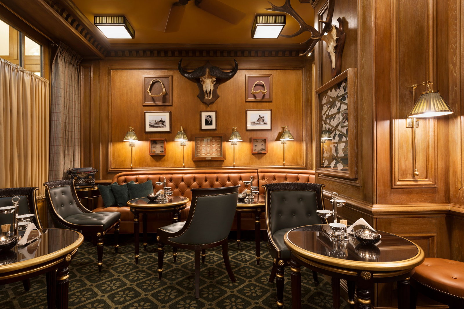 Hemingway Bar, Paris, France