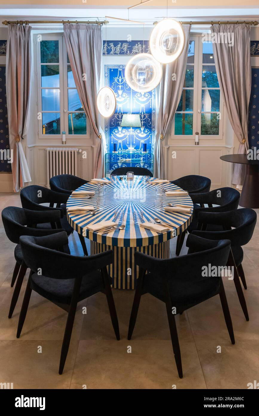 L'Intangible restaurant in Lempaut