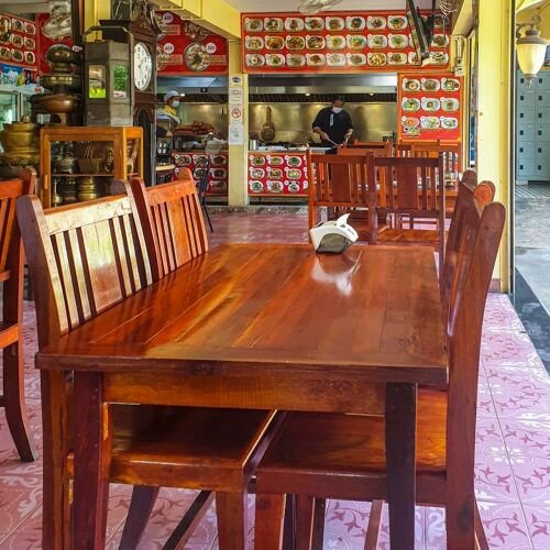 Ruen Jarung restaurant in Phra Nakhon Si Ayutthaya, Thailand