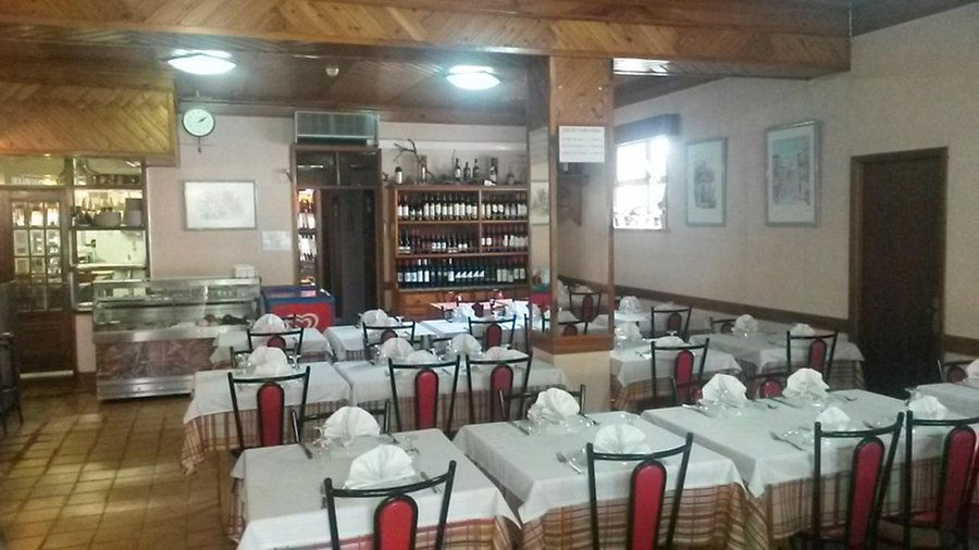 Rei dos Leitões, Restaurant in Mealhada