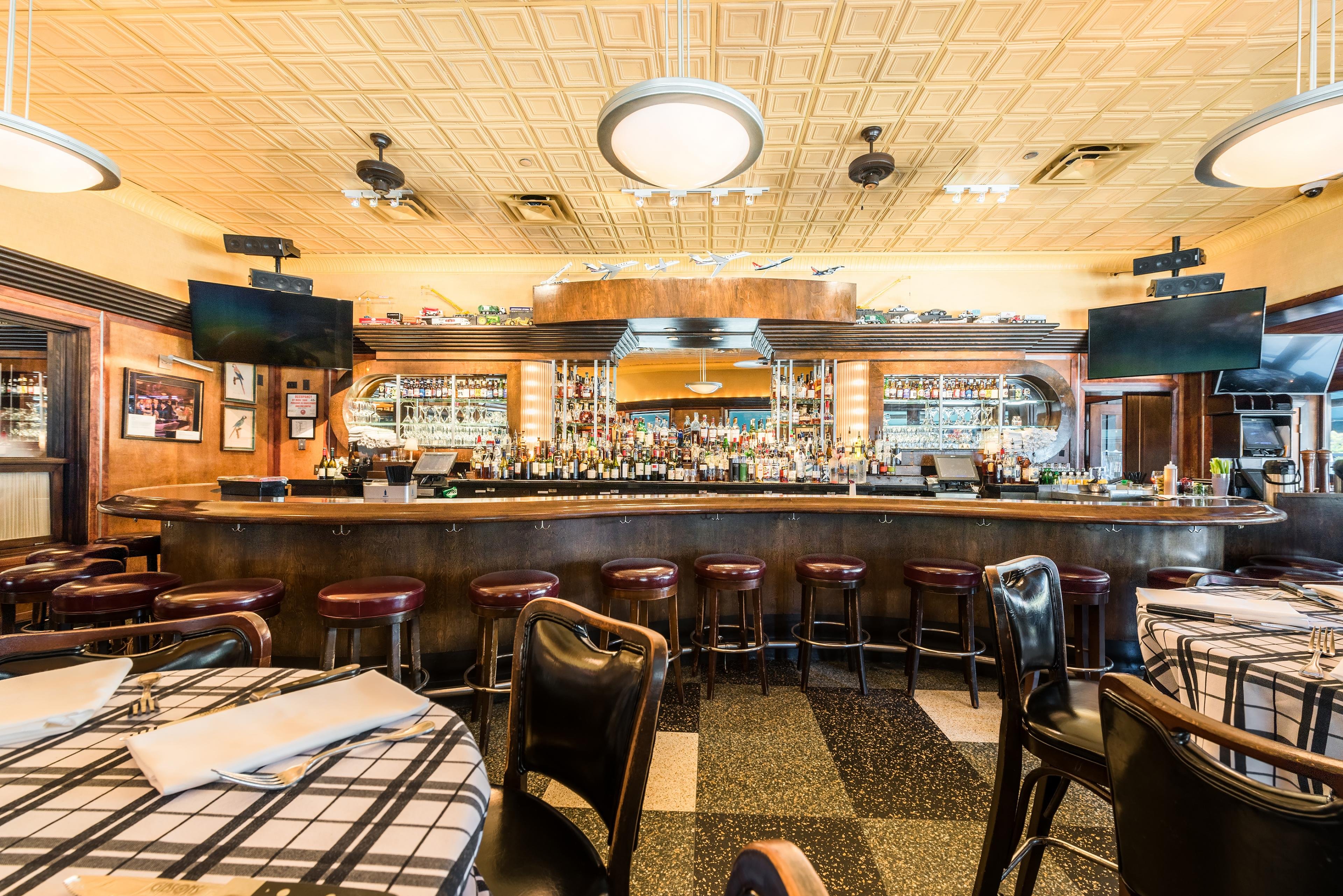 Gibsons Bar & Steakhouse restaurant in Chicago, United States
