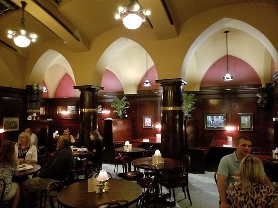 Huber, Restaurant in Munich