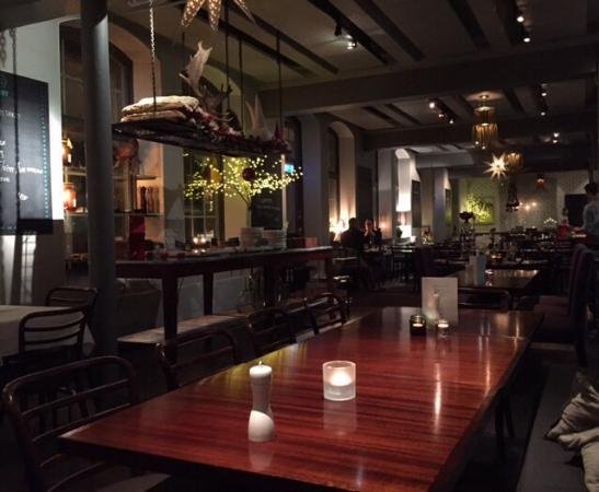 Lux Dag för Dag, Restaurant in Stockholm