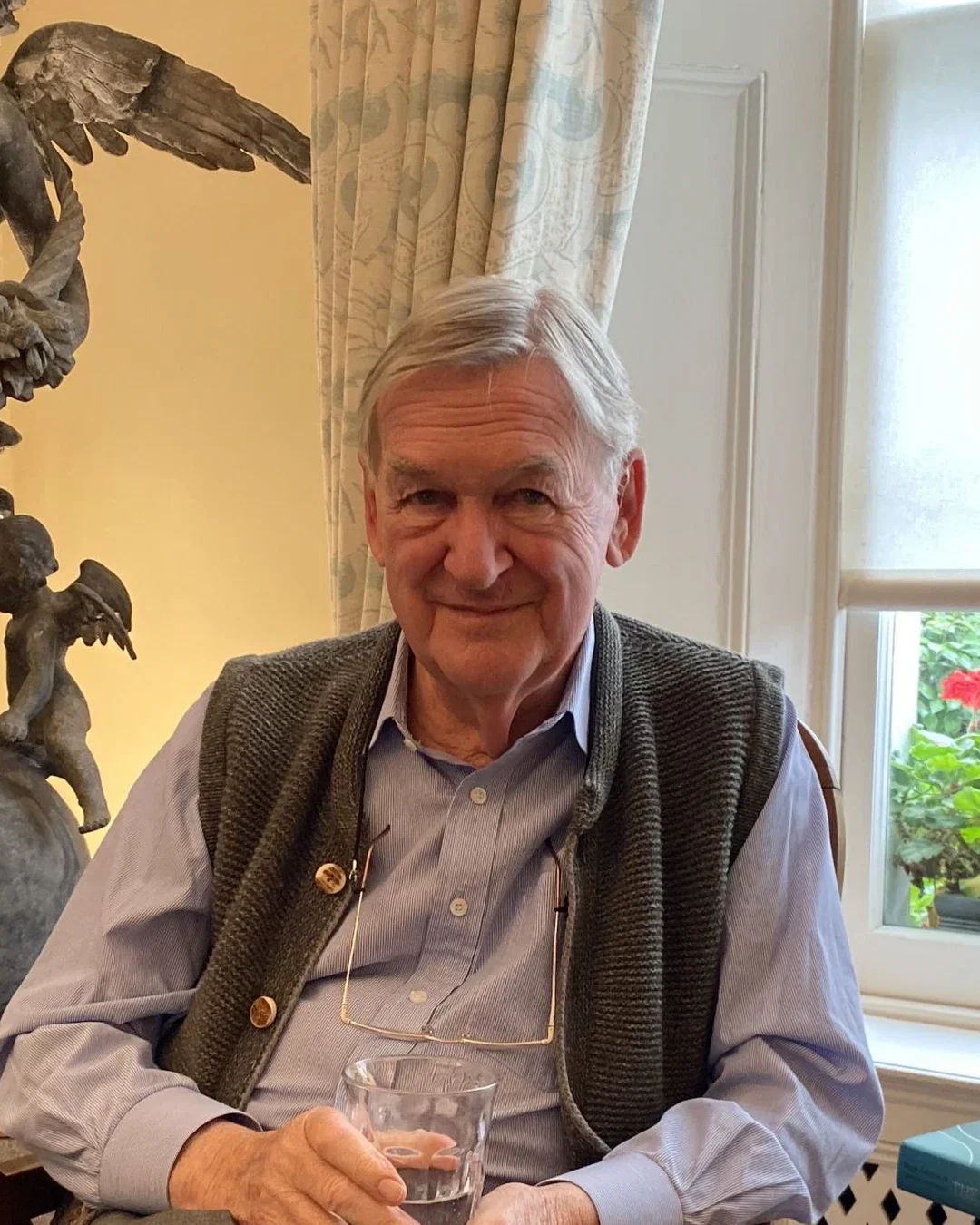 Hugh Johnson OBE
