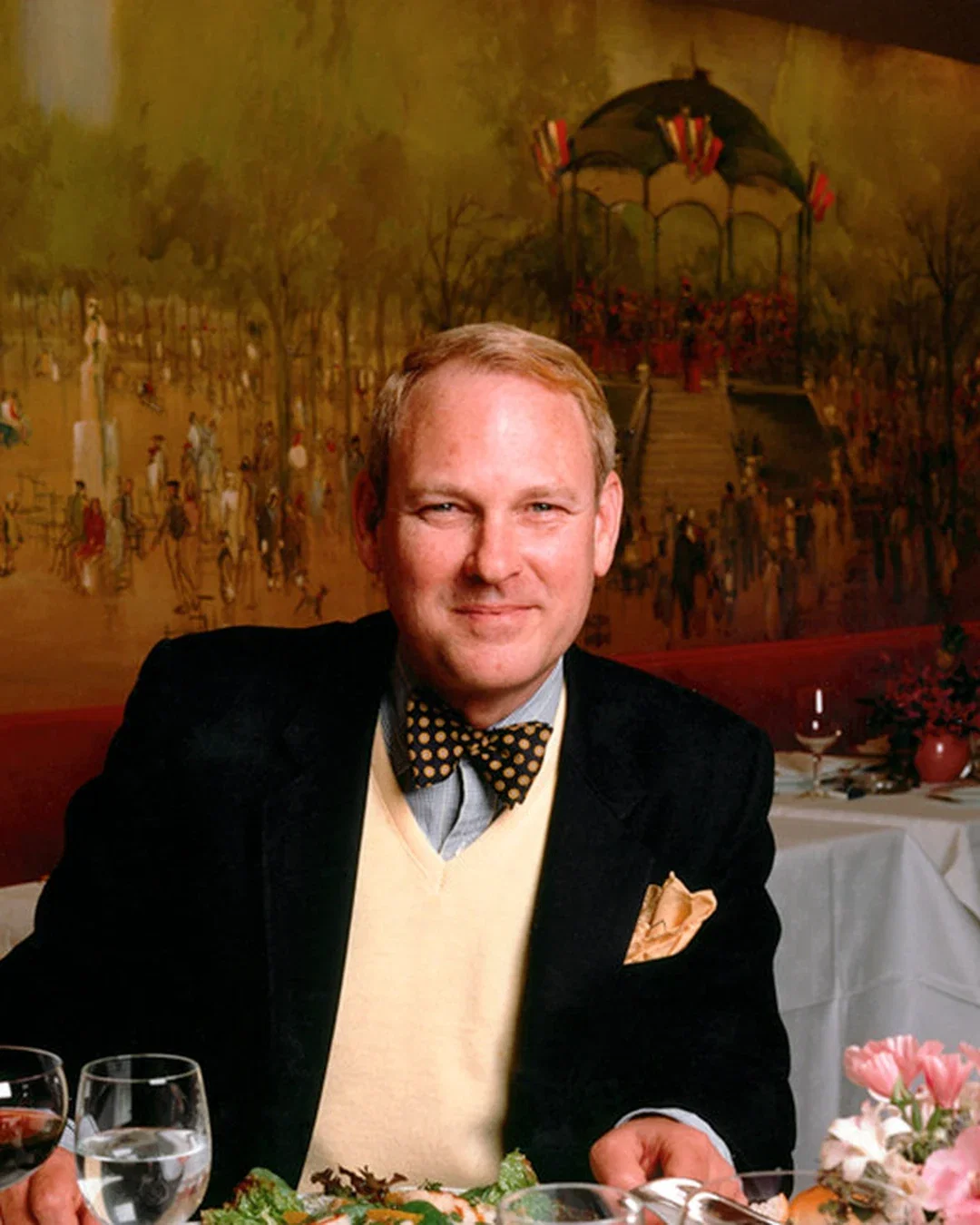James Villas